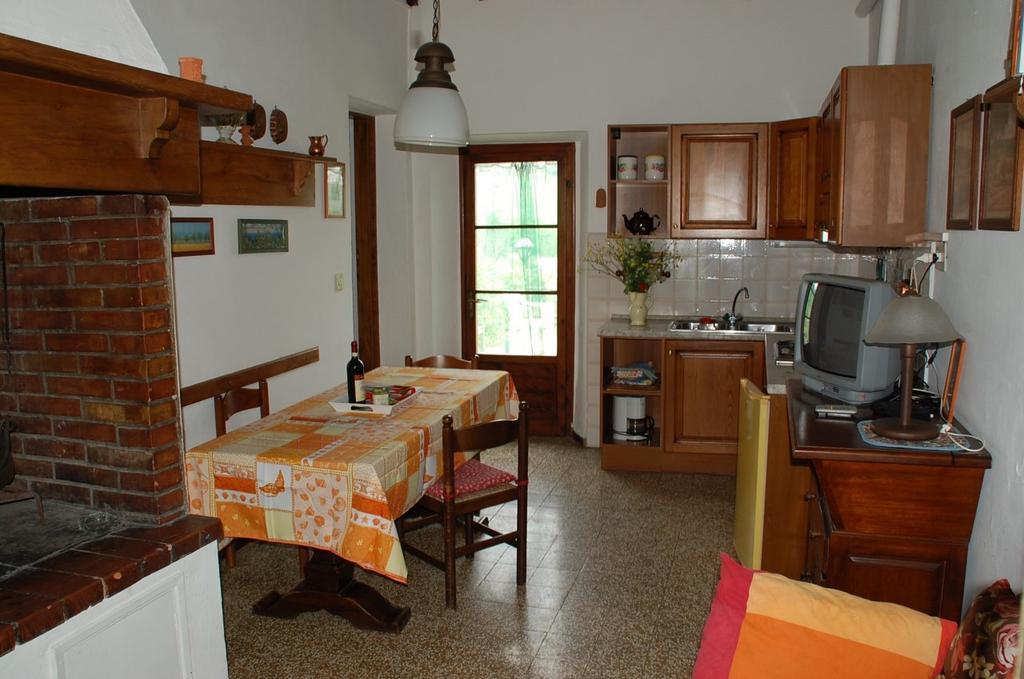 Vila Due Piani Barberino di Val dʼElsa Pokoj fotografie